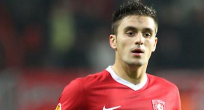 Μόνος του και… όλοι τους