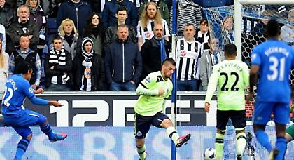 Συνεχίζει τα… Κονέ με την παραμονή!