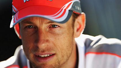 Μπάτον: «Δεν παίρνει νίκες η MP4-28»