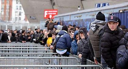 Χαμός στο Παρίσι για ένα εισιτήριο