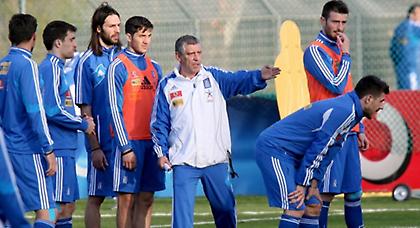 Δοκιμή και «φροντιστήριο» από Σάντος