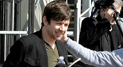 Γράφει τον επίλογο…