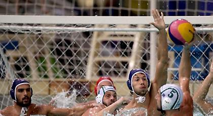 Με «θρίλερ» στην οκτάδα