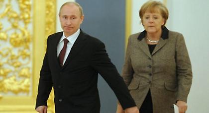 H Κύπρος ανάμεσα σε Γερμανούς και Ρώσους