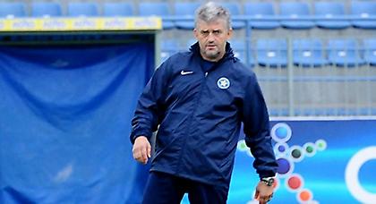 Τα λένε πριν τα πλέι οφ