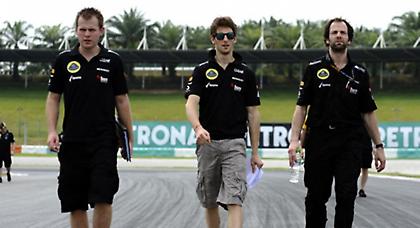 Ανησυχεί ο Γκροσάν