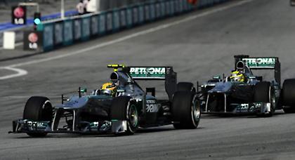 Χάμιλτον: «Ο Νίκο θα έπρεπε να είναι στο βάθρο»