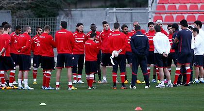 Σαν πολλοί δεν μαζευτήκαμε;