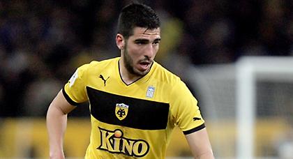 Στη… γωνία για Μητρόπουλο