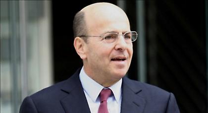 Ο Αλαφούζος βάζει λεφτά...