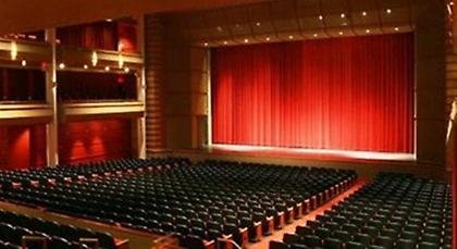 Αντιδράσεις για τα «λουκέτα» στα θέατρα του δήμου Αθηναίων