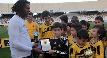 SOS από τους προπονητές της ΑΕΚ