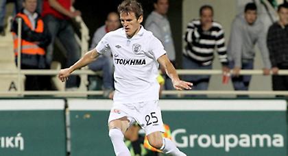 Εκτός Λάζαρ, Σταφυλίδης