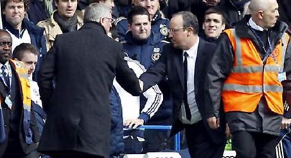 Μπενίτεθ: «Πρέπει να υπάρχει ισορροπία στην κριτική»