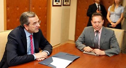 Συνάντηση Σαμαρά-Στουρνάρα με το βλέμμα στην τρόικα