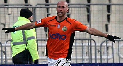 Τώρα τα κεφάλια μέσα…