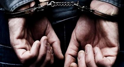 Λόγχες, στιλέτα και ναρκωτικά στην κατοχή τριών Ελλήνων