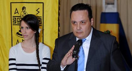 «Όχι» από Παπαδόπουλο