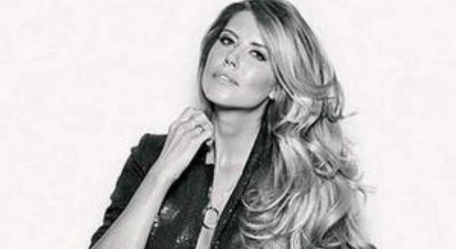 Το νέο «καυτό» αμόρε του Ρόνι Σεϊκέλι (Video – Pics)