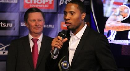 Την… έφεραν στον Καλάθη!