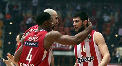 Πώς να χάσει με τέτοιον Παπανικολάου; (video)