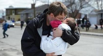 Ένοπλος εισέβαλε σε νηπιαγωγείο στον Καναδά