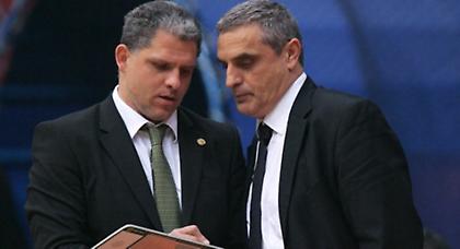 «Όλοι έχουν αδυναμίες»