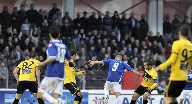 Στα Σπάτα οι οπαδοί της ΑΕΚ