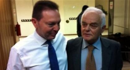 «Δεν απαίτησε απολύσεις δημοσίων υπαλλήλων η τρόικα»