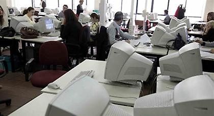 Η Τρόικα ζητάει εγγράφως 20.000 απολύσεις