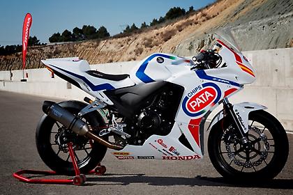 Πρωτάθλημα νέων αναβατών με Honda CBR500R