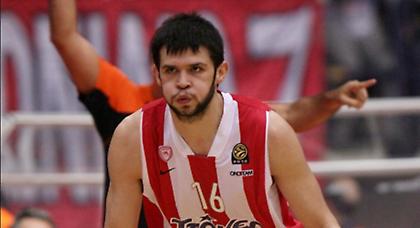 Παπανικολάου: «Δεν χρειάζονται μεγάλα λόγια»