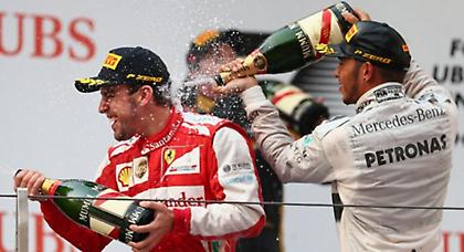 «Βαρύ» το βάθρο