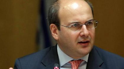 Κ. Χατζηδάκης: «Σκληρή αλλά δίκαιη απόφαση οι απολύσεις στο Δημόσιο»