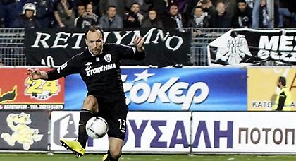 Σίλντενφελντ: «Πρώτη φορά είδα τέτοιο πράγμα από διαιτητή»