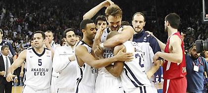 Τρελάθηκε ο Τούρκος σχολιαστής (video)