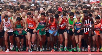 Νίκη Κεμπέντε στον πιο συγκινητικό Μαραθώνιο