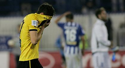 Η ΑΕΚ έπεσε, δεν διαλύθηκε...