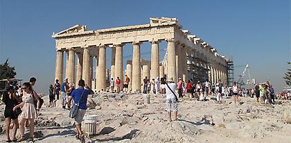 Κυκλοφοριακές αλλαγές για να διευκολύνονται οι τουρίστες προς την Ακρόπολη