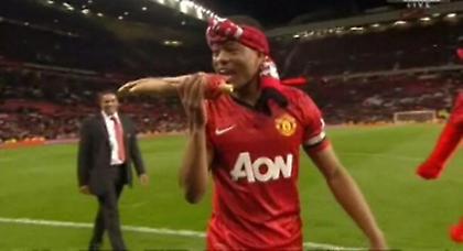 «Δαγκωνιά» α λα… Σουάρεζ από τον Εβρά! (video)