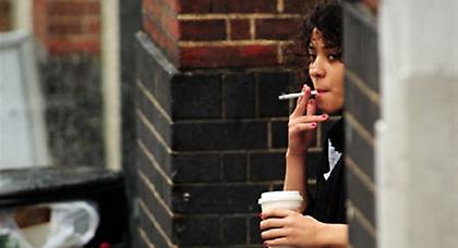 «Κόβει» το κάπνισμα στους κάτω των 21 ετών η Νέα Υόρκη!