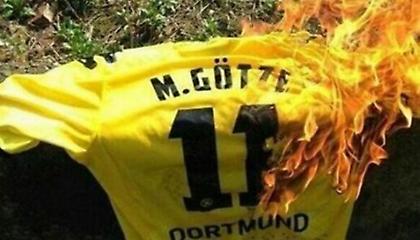 Καίνε φανέλες του Γκέτσε οι οπαδοί της Ντόρτμουντ