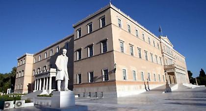 Τι προβλέπει τον πολυνομοσχέδιο-«σκούπα»