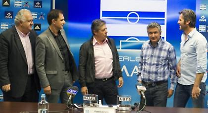 Μάχη στο Περιστέρι!