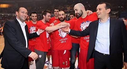 Που έχεις για καμάρι σου…