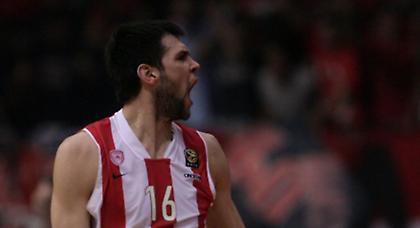 «Κώστα, ψυχάρα, Ολυμπιακάρα» (video)