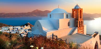 Πάσχα στη Μήλο σημαίνει χρώμα, ζεστασιά, κατάνυξη