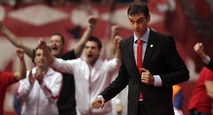 Η αγκαλιά του Σπανούλη με τον Μπαρτζώκα