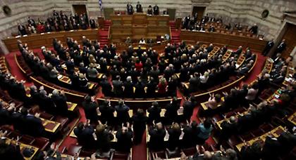 Ένταση με το καλημέρα στην Ολομέλεια