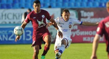 Η ΤΣΣΚΑ έχασε, η Ζενίτ πλησίασε